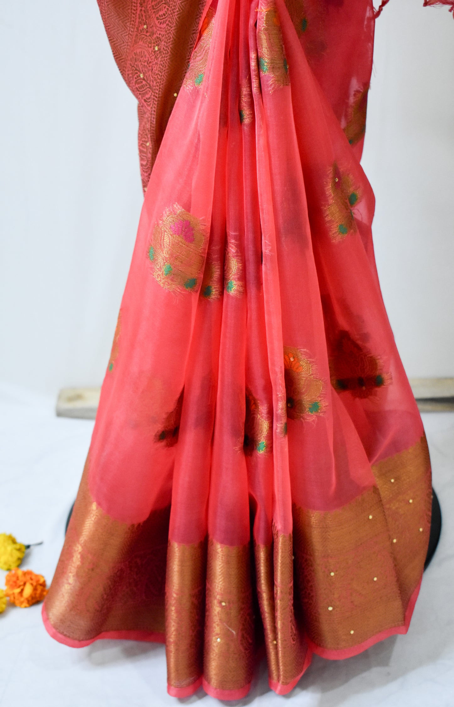 CRIMSON PINK ORGANZA SILK SAREE WITH ZARI WEAVE & BEAD DETAILING.